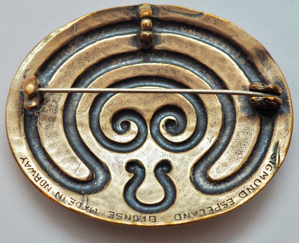 Anheng/Brosje i bronse - Sigmund Espeland