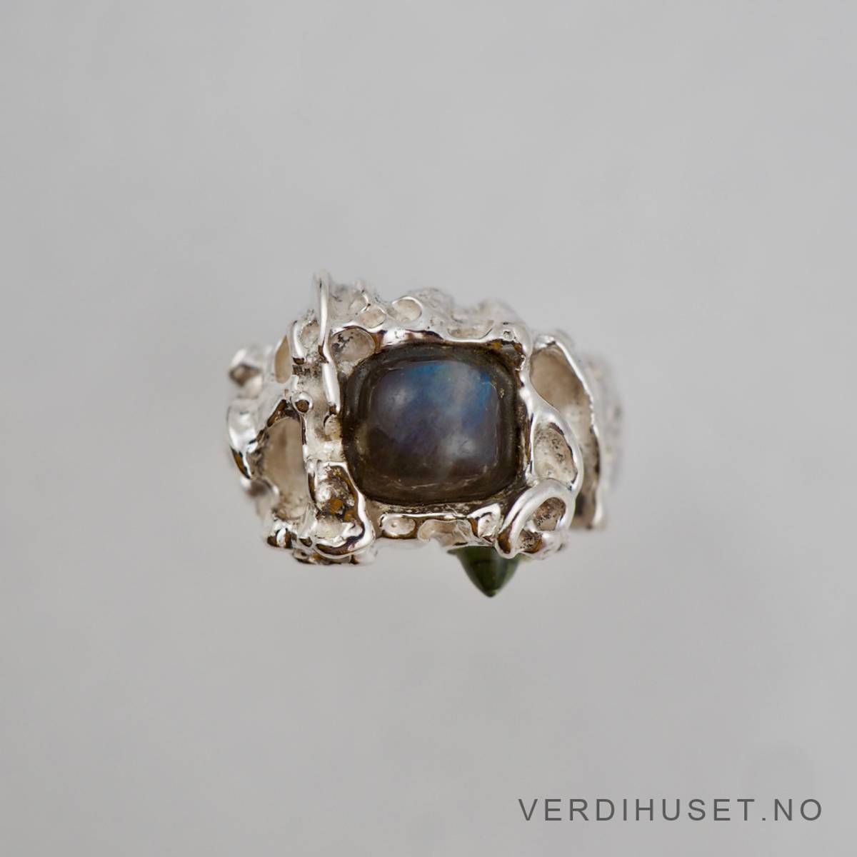 Ring i sølv med stener - Juhls, Kautokeino