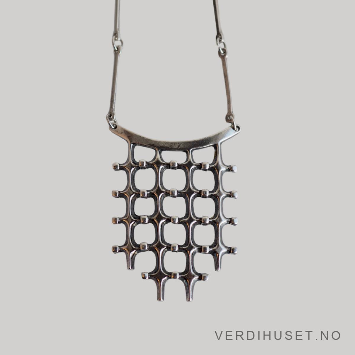 Halssmykke i sølv - Uni D-A