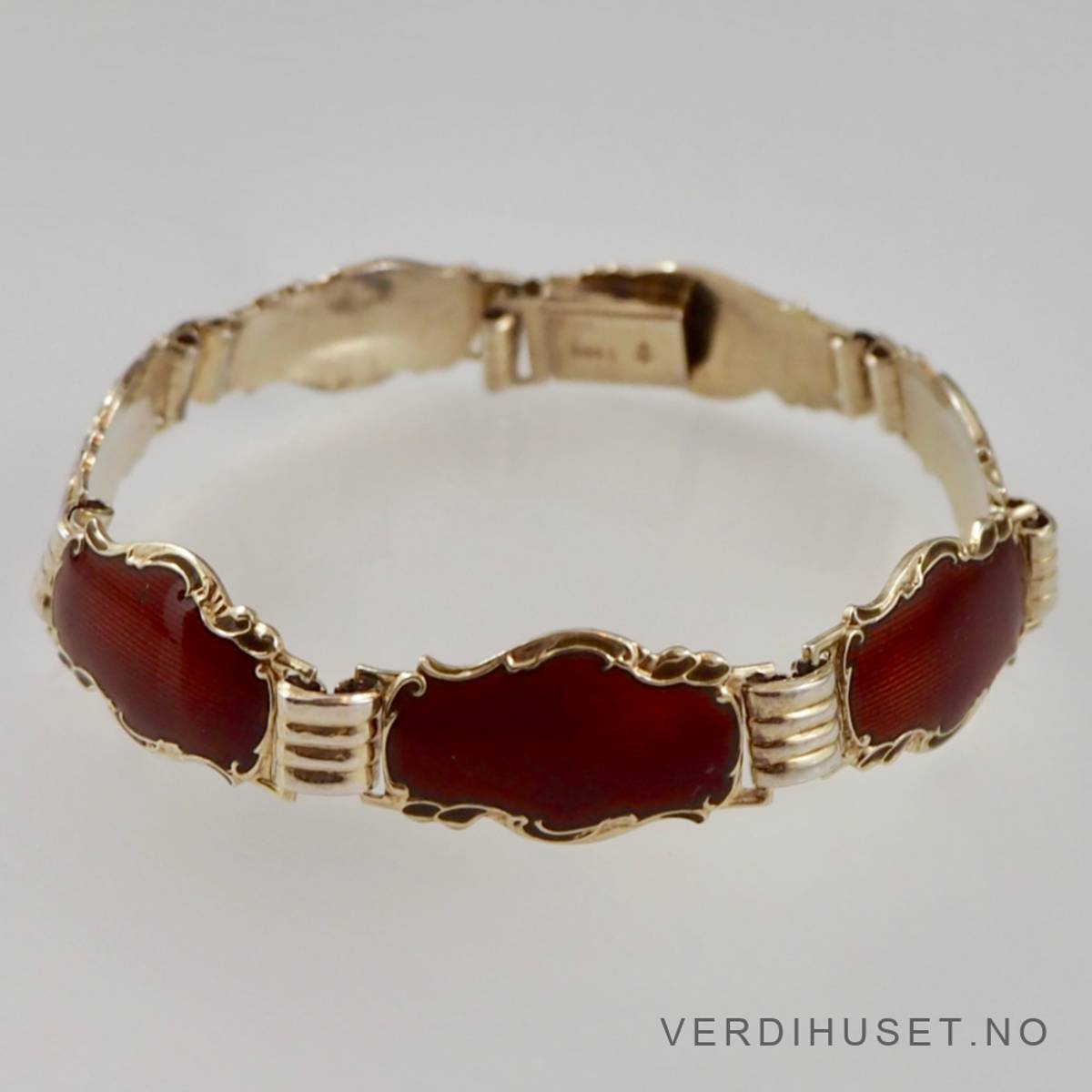 Armbånd i forgylt sølv med rød emalje