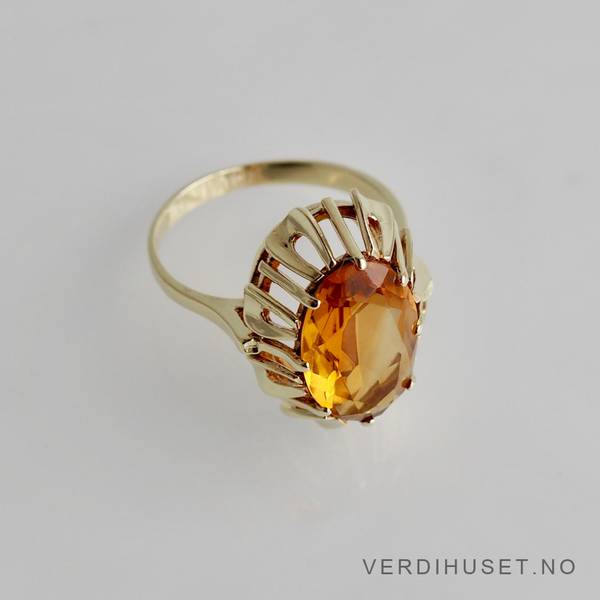Hovedbilde Ring i 14 K gull med oval gul sten