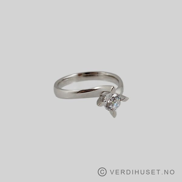Hovedbilde Ring i 14 K hvitt gull med blank sten