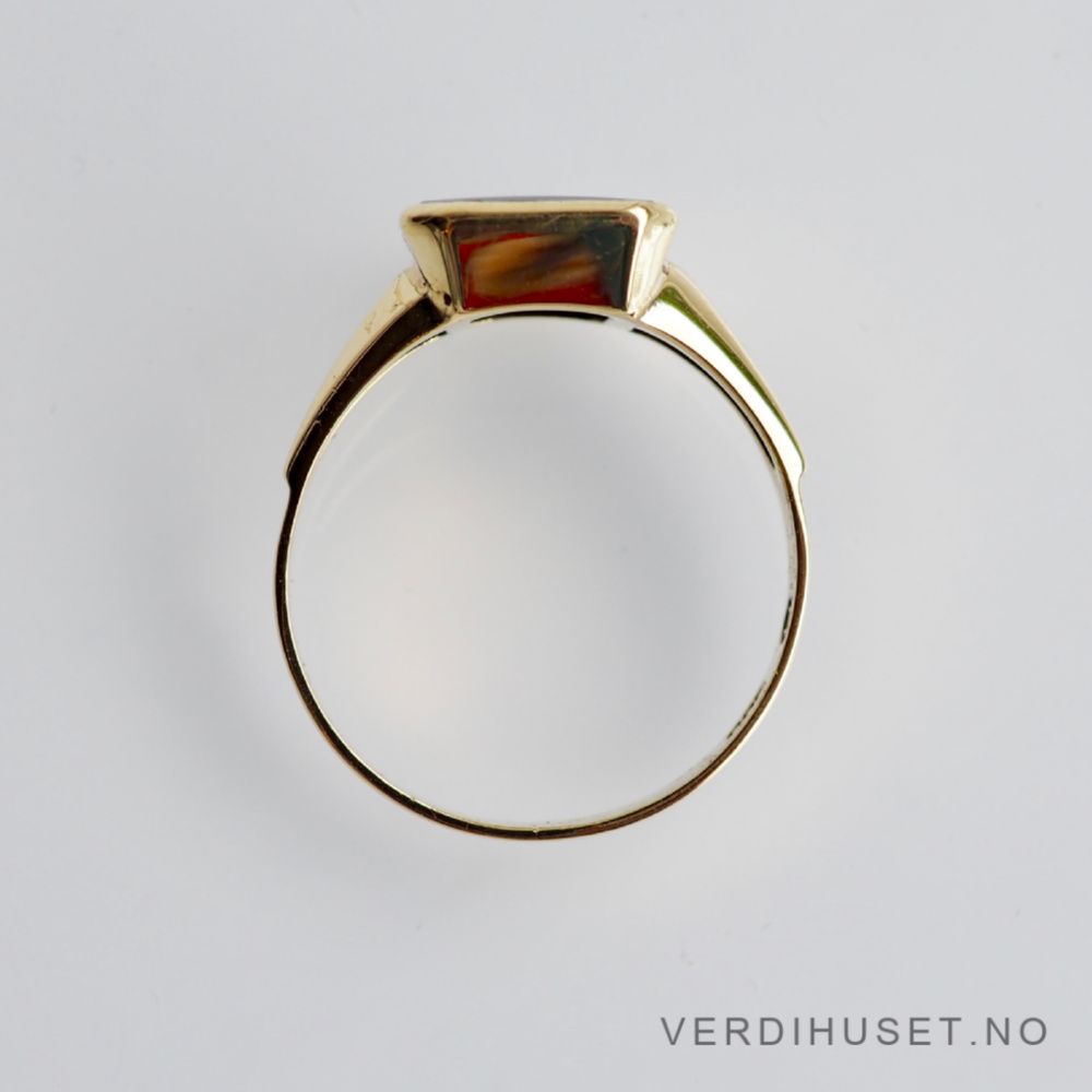 Herre ring i 14 K gull med sort sten