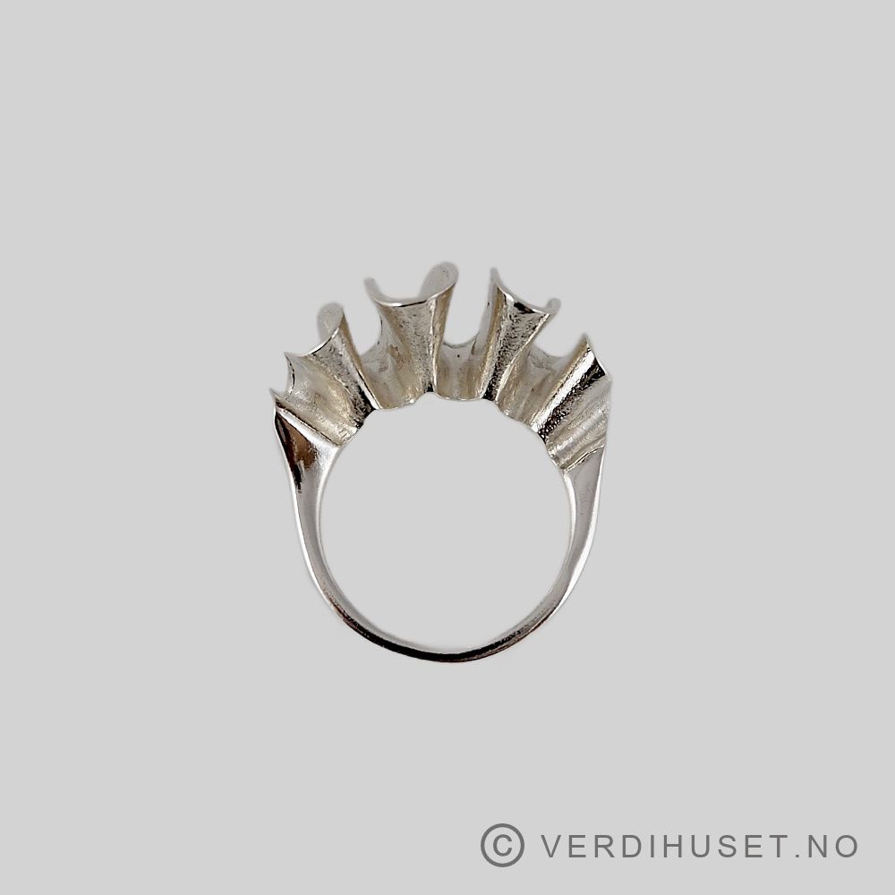 Massiv ring i sølv