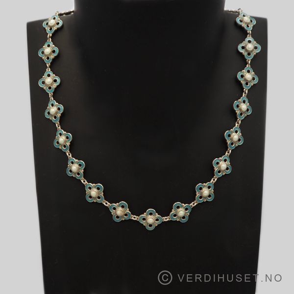 Hovedbilde Halssmykke i forgylt sølv med lys blå og hvit ...