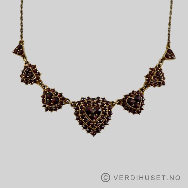 Hovedbilde Halssmykke i forgylt sølv med granater