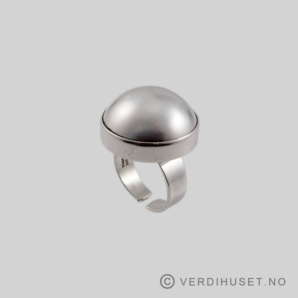 Ring i sølv - N.E. From