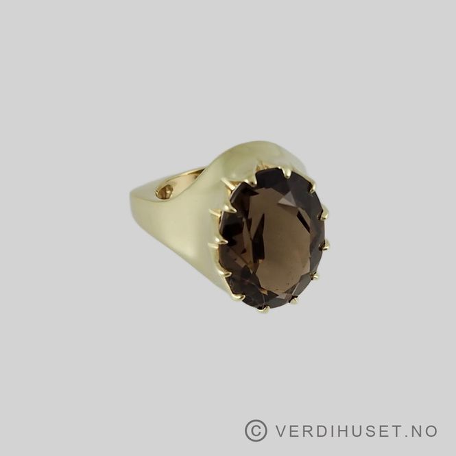 Hovedbilde Ring i 14 K gull med brun sten