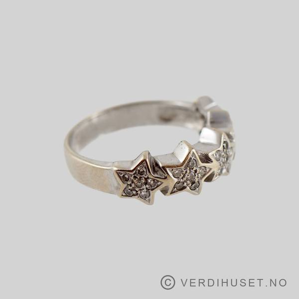 Hovedbilde Ring i 14 K hvitt gull med blanke stener