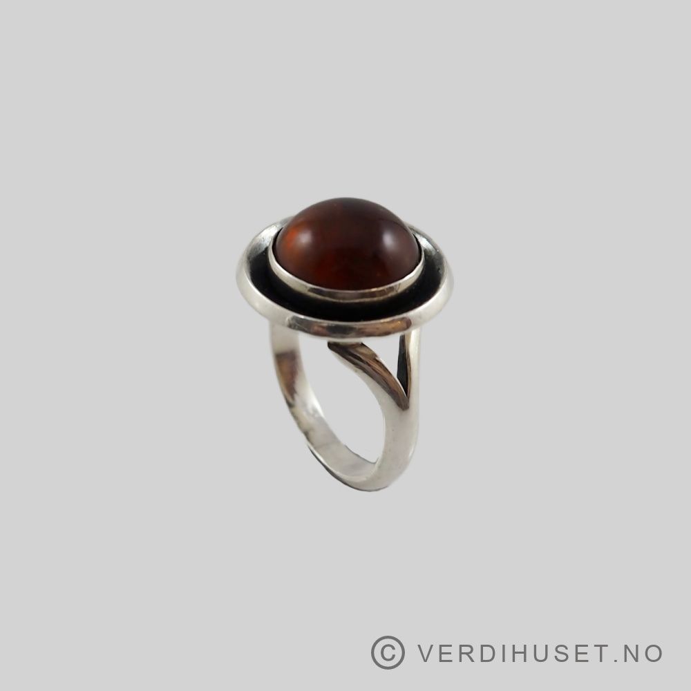 Ring i sølv med brun sten - N.E. From