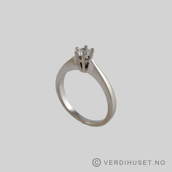 Hovedbilde Ring i 14 K hvitt gull med blank sten
