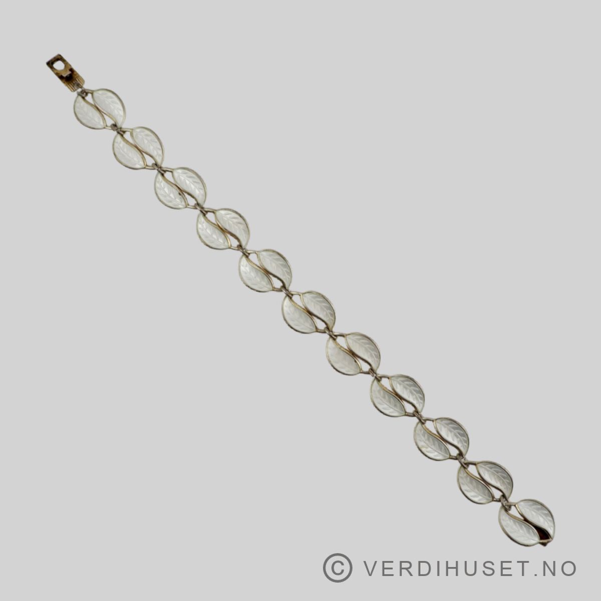 Armbånd i forgylt sølv med hvit emalje - D-A